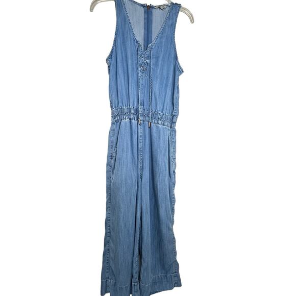 Calvin Klein Jeans Chambray Jumpsuit Women's Size S Denim Blue Casual Basics - Picture 3 of 10